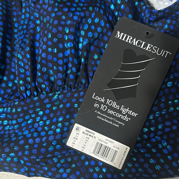 NWT MIRACLESUIT
Odyssey One Piece, Dot Com - Picture 6 of 6